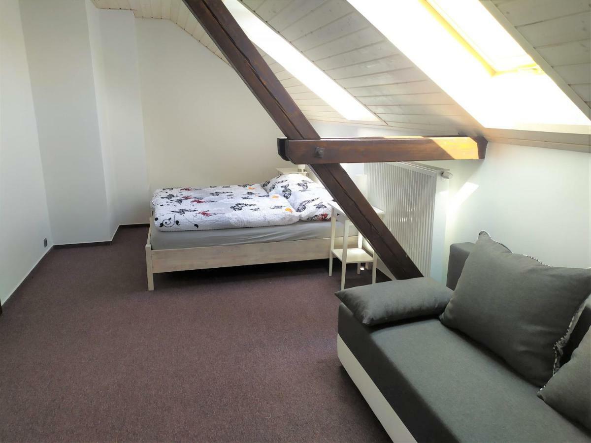 Statek Cesky Dvur Hotel Postupice Екстериор снимка